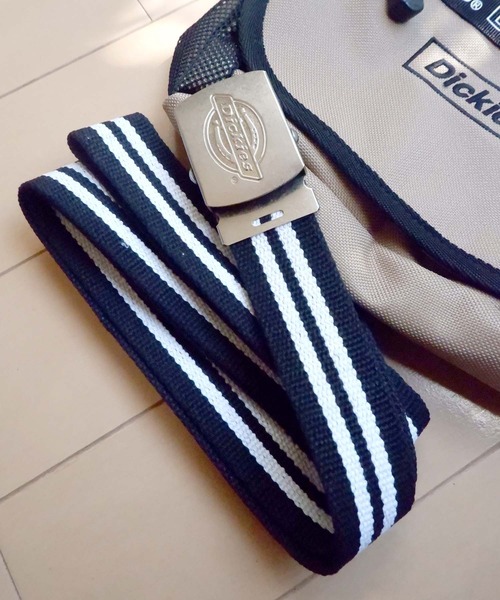 Dickies（ディッキーズ）の「Dickies　32mm アイコンロゴ GI ベルト（ベルト・メンズ・オフホワイト/ホワイト×ブラック/ベージュ/モスグリーン系/モスグリーン/ネイビー系/ブラック×ホワイト/ブラック・FREE）」の4枚目の写真