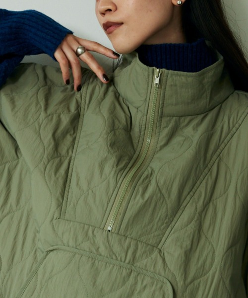 VACANCY（ヴァカンシー）の「ライトキルティング中綿ベスト（ダウンベスト・レディース・ブラック/カーキ/グレイッシュベージュ/ブルー・FREE）」の11枚目の写真