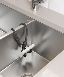 212 KITCHEN STORE（トゥワントゥキッチンストア）の「UMBRA (アンブラ) バディ フレックス シンクキャディ BK（キッチン収納・レディース）」