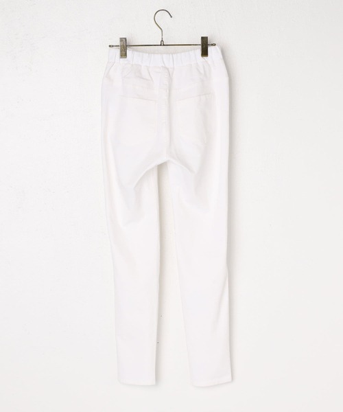 BEARDSLEY（ビアズリー）の「楽な穿き心地なのに美脚に見える NEWパギンス（その他パンツ・レディース・ホワイト/ブラック・1/2/0）」の7枚目の写真