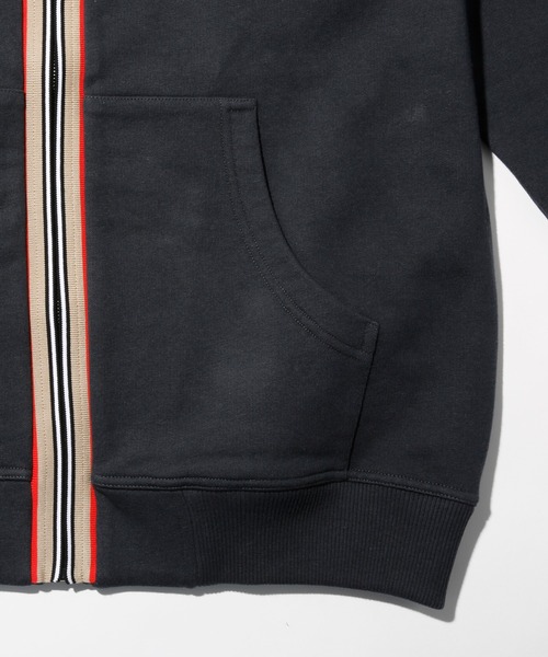 ECHELLE Liberte(エシェルリベルテ)の「BURBERRY ICON STRIPE ZIP UP FOODIE バーバリー アイコンストライプジップアップ パーカー(パーカー・メンズ・ネイビー・MEDIUM)」の4枚目の写真