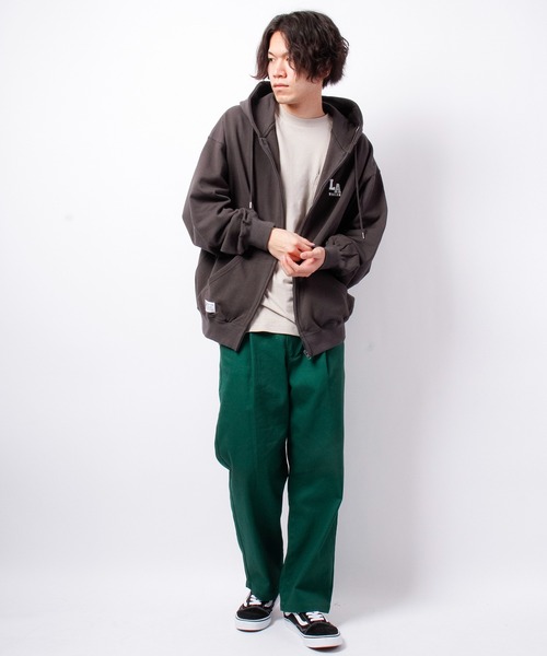VISION STREET WEAR（ヴィジョンストリートウェア）の「VISION STREET WEAR 裏毛ZIPパーカー（パーカー・メンズ・チャコールグレー/ネイビー/グリーン/キナリ・LL/M/L）」の17枚目の写真
