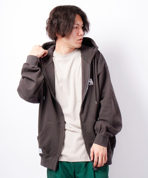 VISION STREET WEAR（ヴィジョンストリートウェア）の「VISION STREET WEAR 裏毛ZIPパーカー（パーカー・メンズ・チャコールグレー/ネイビー/グリーン/キナリ・LL/M/L）」の13枚目の写真