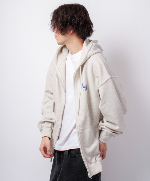 VISION STREET WEAR（ヴィジョンストリートウェア）の「VISION STREET WEAR 裏毛ZIPパーカー（パーカー・メンズ・チャコールグレー/ネイビー/グリーン/キナリ・LL/M/L）」の8枚目の写真