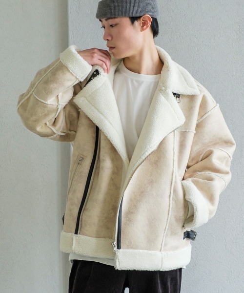 improves(インプローブス)の「フェイクムートン ワイド ダブルライダース ジャケット(ムートンコート・メンズ・ベージュ/アイボリー/ブラック・LARGE/MEDIUM)」の2枚目の写真