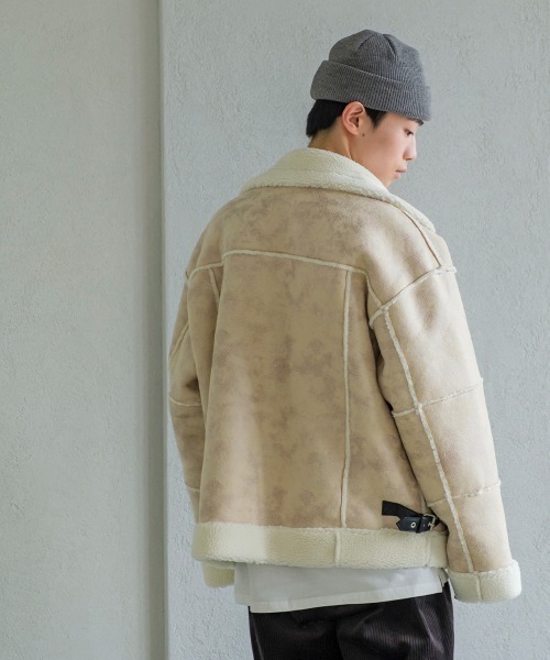 improves(インプローブス)の「フェイクムートン ワイド ダブルライダース ジャケット(ムートンコート・メンズ・ベージュ/アイボリー/ブラック・LARGE/MEDIUM)」の8枚目の写真