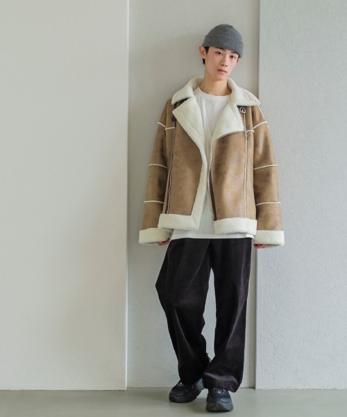 improves(インプローブス)の「フェイクムートン ワイド ダブルライダース ジャケット(ムートンコート・メンズ・ベージュ/アイボリー/ブラック・LARGE/MEDIUM)」の18枚目の写真