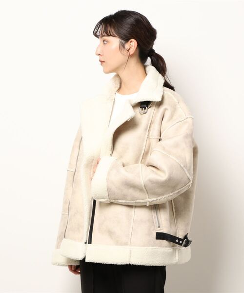 improves(インプローブス)の「フェイクムートン ワイド ダブルライダース ジャケット(ムートンコート・メンズ・ベージュ/アイボリー/ブラック・LARGE/MEDIUM)」の19枚目の写真