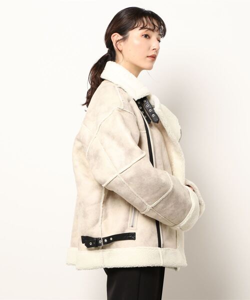 improves(インプローブス)の「フェイクムートン ワイド ダブルライダース ジャケット(ムートンコート・メンズ・ベージュ/アイボリー/ブラック・LARGE/MEDIUM)」の22枚目の写真