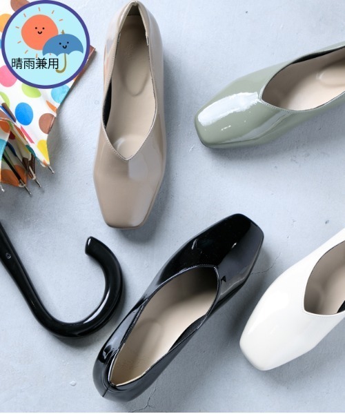 Noubel Voug Relax（ヌーベルヴォーグリラックス）の「【晴雨兼用】 ソフトエナメルタイプ スクエアトゥ ローヒール パンプス【2022新作】（レインシューズ・レディース・ブラック/グレイッシュベージュ/アイボリー/モスグリーン・M/S/L/LL）」の4枚目の写真