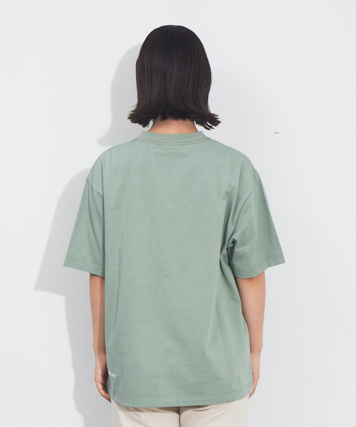 KELTY(ケルティ)の「KELTY別注ワンポイントTシャツ(Tシャツ/カットソー・レディース・ホワイト/ブラック/ベージュ/グリーン・S/M)」の9枚目の写真