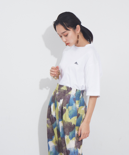 KELTY(ケルティ)の「KELTY別注ワンポイントTシャツ(Tシャツ/カットソー・レディース・ホワイト/ブラック/ベージュ/グリーン・S/M)」の21枚目の写真