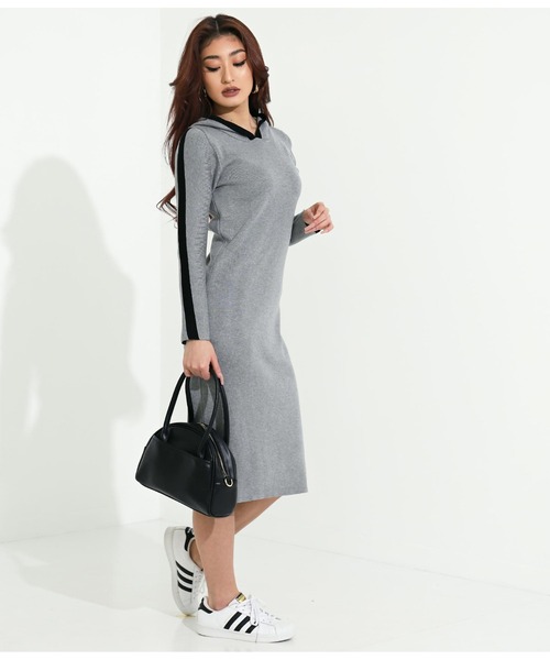 LATINA（ラティーナ）の「フェイクレザーテリーヌバッグ（ハンドバッグ・レディース・ブラック・FREE）」の10枚目の写真