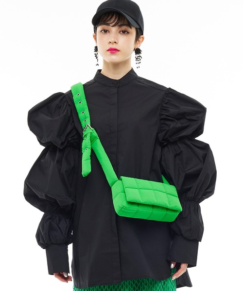 Narcissus（ナルシス）の「【Narcissus】ソデボリュームシャツ（シャツ/ブラウス・レディース・ブラック/ホワイト・FREE）」の21枚目の写真