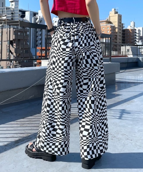 PAGEBOY(ページボーイ)の「ポンチワイドスラックス(スラックス・レディース・チャコールグレー/スカイブルー/ブラック/ホワイト系その他・FREE)」の2枚目の写真