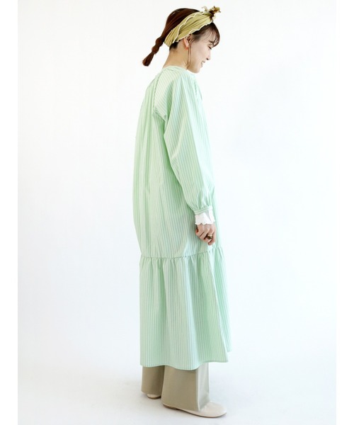 ehka sopo（エヘカソポ）の「裾ギャザーストライプワンピース（ワンピース・レディース・パープル/イエロー/グリーン・ﾌﾘ-）」の12枚目の写真