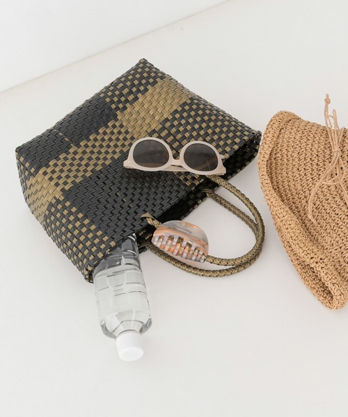 RODE SKO(ロデスコ)の「横長メルカドバッグ(トートバッグ・レディース・ブラック/シルバー・ONE)」の2枚目の写真