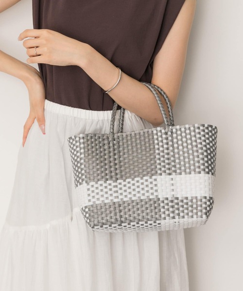 RODE SKO(ロデスコ)の「横長メルカドバッグ(トートバッグ・レディース・ブラック/シルバー・ONE)」の3枚目の写真