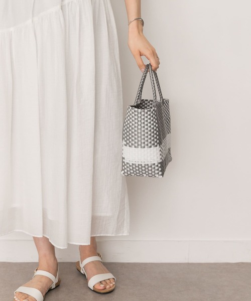 RODE SKO(ロデスコ)の「横長メルカドバッグ(トートバッグ・レディース・ブラック/シルバー・ONE)」の8枚目の写真