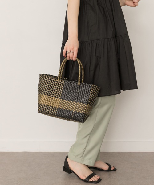 RODE SKO(ロデスコ)の「横長メルカドバッグ(トートバッグ・レディース・ブラック/シルバー・ONE)」の13枚目の写真