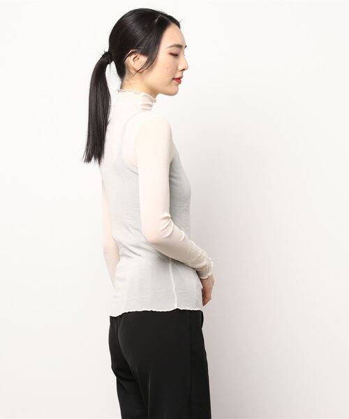 VIBGYOR Women（ヴィブジョー　ウィメン）の「【KOREA SELECT】メロウ シアートップス（シャツ/ブラウス・レディース・ホワイト/ブラック/ブラウン/グレー/アイボリー・FREE）」の6枚目の写真