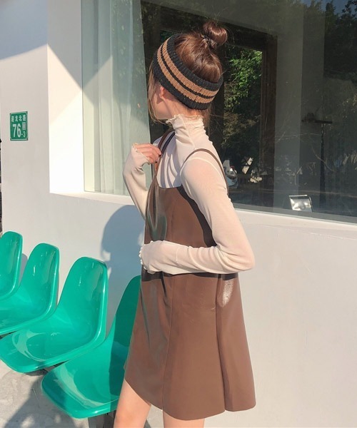 VIBGYOR Women（ヴィブジョー　ウィメン）の「【KOREA SELECT】メロウ シアートップス（シャツ/ブラウス・レディース・ホワイト/ブラック/ブラウン/グレー/アイボリー・FREE）」の8枚目の写真