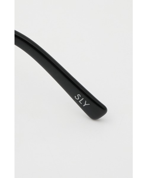 SLY(スライ)の「SQUARE FRAME EYEWEAR スクエア フレーム アイウェア(サングラス・レディース・クリア/ブラック・FREE)」の7枚目の写真