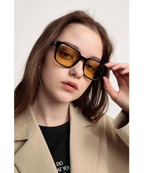 SLY(スライ)の「SQUARE FRAME EYEWEAR スクエア フレーム アイウェア(サングラス・レディース・クリア/ブラック・FREE)」の8枚目の写真