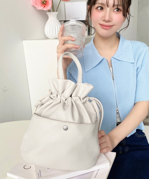 セール】【累計販売数2万個突破！】フェイクレザー巾着バッグ