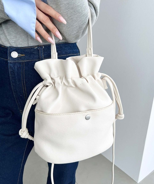 セール】【累計販売数2万個突破！】フェイクレザー巾着バッグ