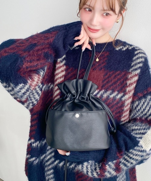 セール】【累計販売数2万個突破！】フェイクレザー巾着バッグ