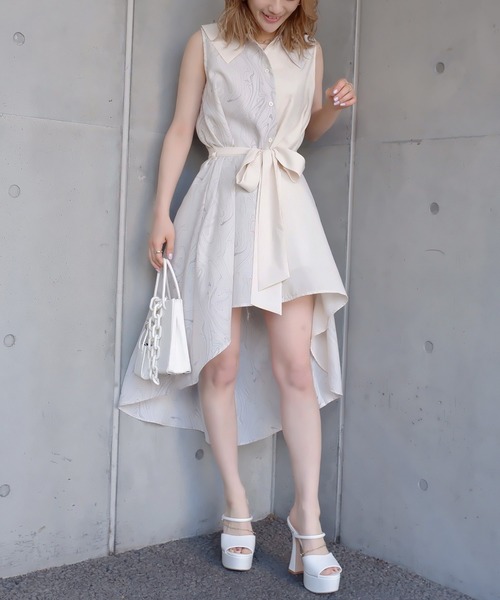 SPIRALGIRL（スパイラルガール）の「イレヘムロングシャツ（シャツ/ブラウス・レディース・グレー系/ベージュ系・FREE）」の15枚目の写真