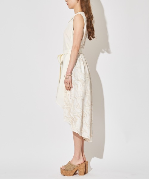 SPIRALGIRL（スパイラルガール）の「イレヘムロングシャツ（シャツ/ブラウス・レディース・グレー系/ベージュ系・FREE）」の14枚目の写真