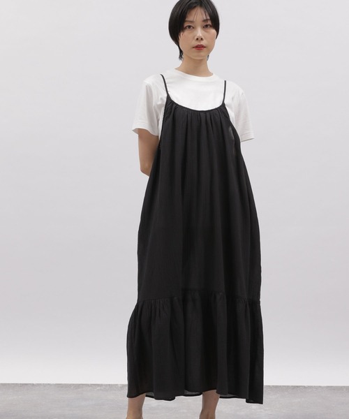 LAKOLE（ラコレ）の「クリンクルVティアードワンピース / 277584（ワンピース・レディース・ブラック/ブラウン/グリーン・SMALL/MEDIUM）」の2枚目の写真