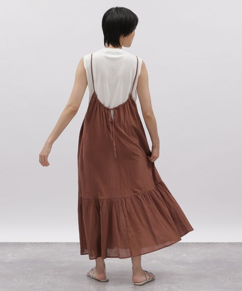 LAKOLE（ラコレ）の「クリンクルVティアードワンピース / 277584（ワンピース・レディース・ブラック/ブラウン/グリーン・SMALL/MEDIUM）」の9枚目の写真