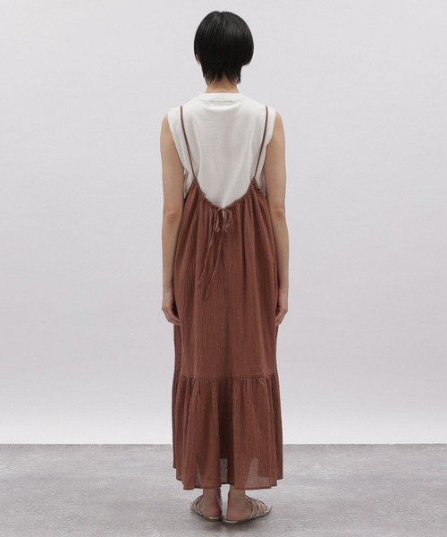 LAKOLE（ラコレ）の「クリンクルVティアードワンピース / 277584（ワンピース・レディース・ブラック/ブラウン/グリーン・SMALL/MEDIUM）」の12枚目の写真