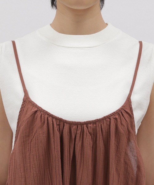 LAKOLE（ラコレ）の「クリンクルVティアードワンピース / 277584（ワンピース・レディース・ブラック/ブラウン/グリーン・SMALL/MEDIUM）」の13枚目の写真