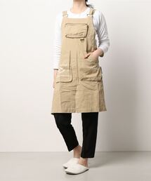 JUGLANS（ユグランス）の「【AND PACKABLE】OUTDOOR APRON / アンドパッカブル ビブエプロン ポケット付き（エプロン）」