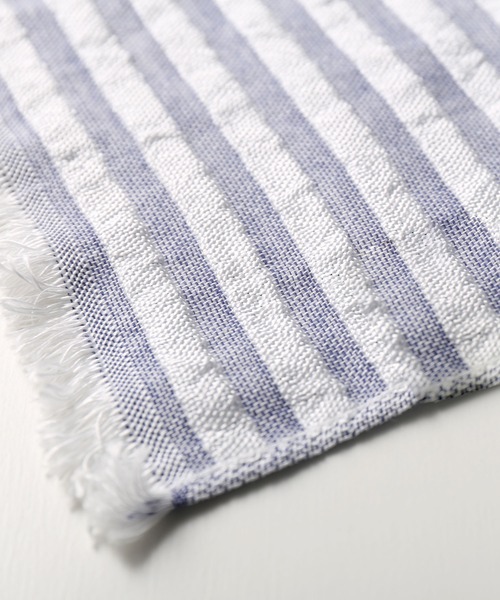 sankyo shokai(サンキョウショウカイ)の「接触冷感UVカットひんやりタオルマフラー(アウトドアグッズ・レディース・ネイビー/グレー/グレー系/ネイビー系・FREE)」の9枚目の写真