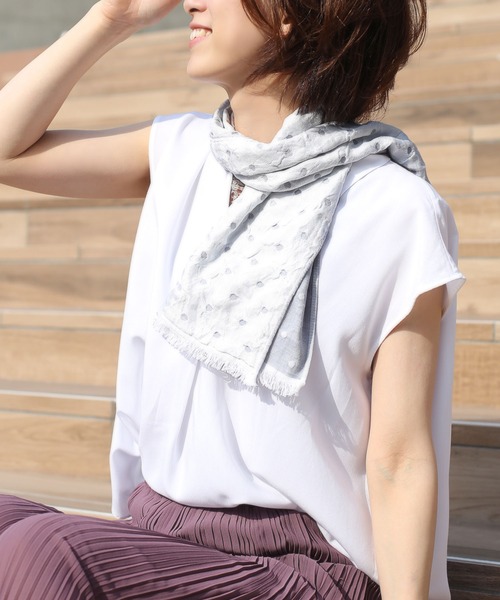 sankyo shokai(サンキョウショウカイ)の「接触冷感UVカットひんやりタオルマフラー(アウトドアグッズ・レディース・ネイビー/グレー/グレー系/ネイビー系・FREE)」の13枚目の写真