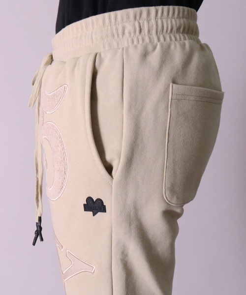 LUXE/R(ラグジュ)の「(RM)【ユニセックス】【LUXE/R】モノグラム ビッグ ロゴ ワッペン ショートパンツ(スウェットパンツ・メンズ・ホワイト/ブラック/杢グレー・MEDIUM/LARGE)」の19枚目の写真