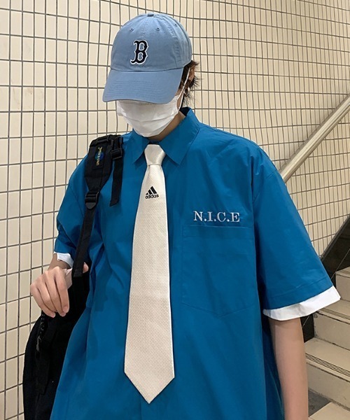 MGV(エムジーヴィー)の「刺繍ロゴデザインシャツ(シャツ/ブラウス・メンズ・ブルー/ブラック/ホワイト・MEDIUM/LARGE/X-LARGE)」の1枚目の写真