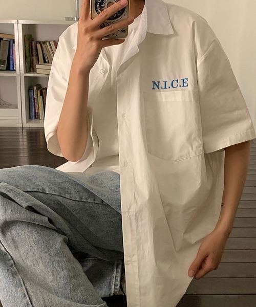 MGV(エムジーヴィー)の「刺繍ロゴデザインシャツ(シャツ/ブラウス・メンズ・ブルー/ブラック/ホワイト・MEDIUM/LARGE/X-LARGE)」の12枚目の写真