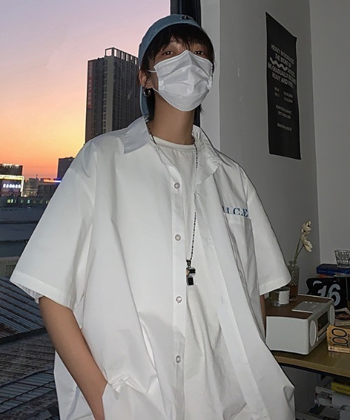 MGV(エムジーヴィー)の「刺繍ロゴデザインシャツ(シャツ/ブラウス・メンズ・ブルー/ブラック/ホワイト・MEDIUM/LARGE/X-LARGE)」の11枚目の写真