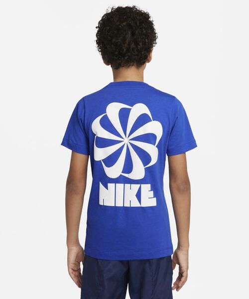 NIKE（ナイキ）の「ナイキ スポーツウェア サーカ 72 ジュニア Tシャツ / Nike Sportswear Circa 72 Big Kids' T-Shirt（Tシャツ/カットソー・キッズ・ロイヤルブルー/ブラック/ゴールド系その他・L/XS/S/XL/M）」の7枚目の写真