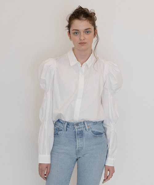 Levi's(リーバイス)の「シンクドスリーブブラウス BRIGHT WHITE(シャツ/ブラウス・レディース・マルチ・S/M/XS)」の1枚目の写真
