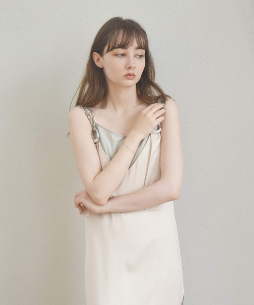 LHME（エルエイチエムイー）の「【WEB限定】”Gleam”ペタルチェーンブレスレット/サージカルステンレス（金属アレルギー対応）【LHME / エルエイチエムイー】（ブレスレット・レディース・シルバー/ゴールド・ONE SIZE）」の14枚目の写真