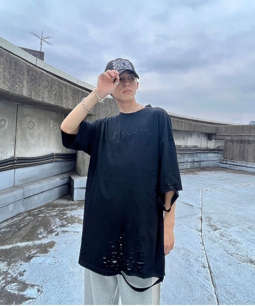 XU（エックスユー）の「【XU ORIGINAL/エックスユー】CRASH T