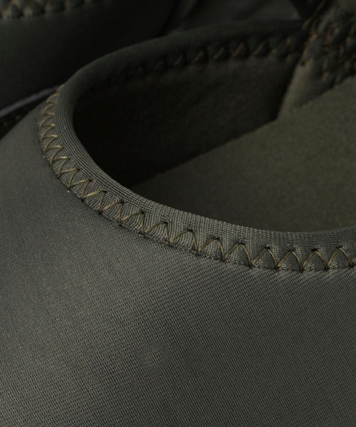 niko and...（ニコアンド）の「ストラップシューズ（スニーカー・メンズ・ブラック/オリーブ・MEDIUM/LARGE）」の4枚目の写真