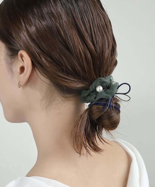 ANEMONE（アネモネ）の「シュシュ×デザインヘアゴム[4本セット]（ヘアゴム・レディース・ベージュ/ブルー/グリーン/ピンク/ブラック/ネイビー/ブラウン・FREE）」の11枚目の写真